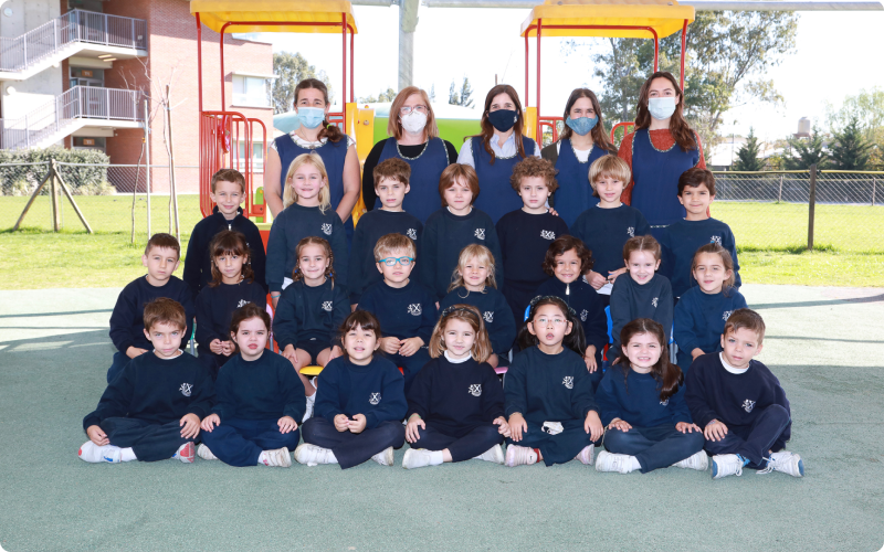 graduates/kinder/gr-kinder_4.png
