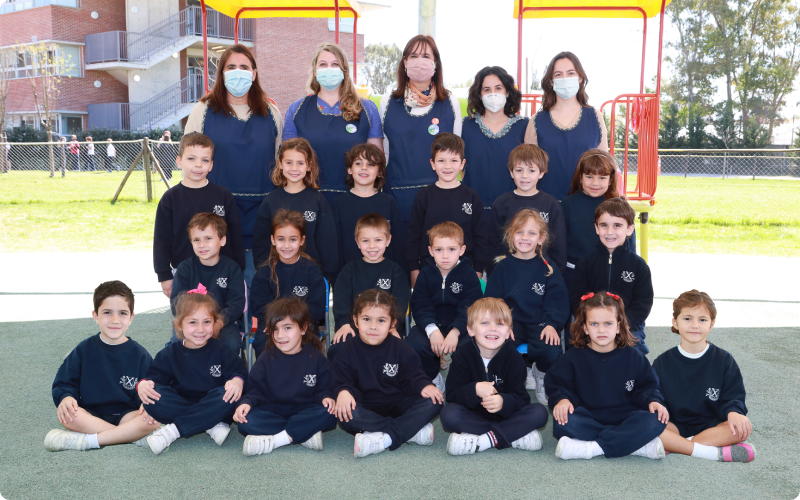 graduates/kinder/gr-kinder_5.png