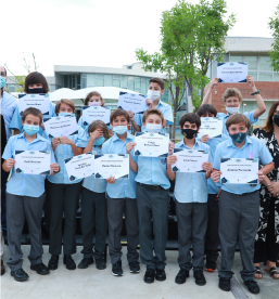 graduates/primary/gr-primary_3.png